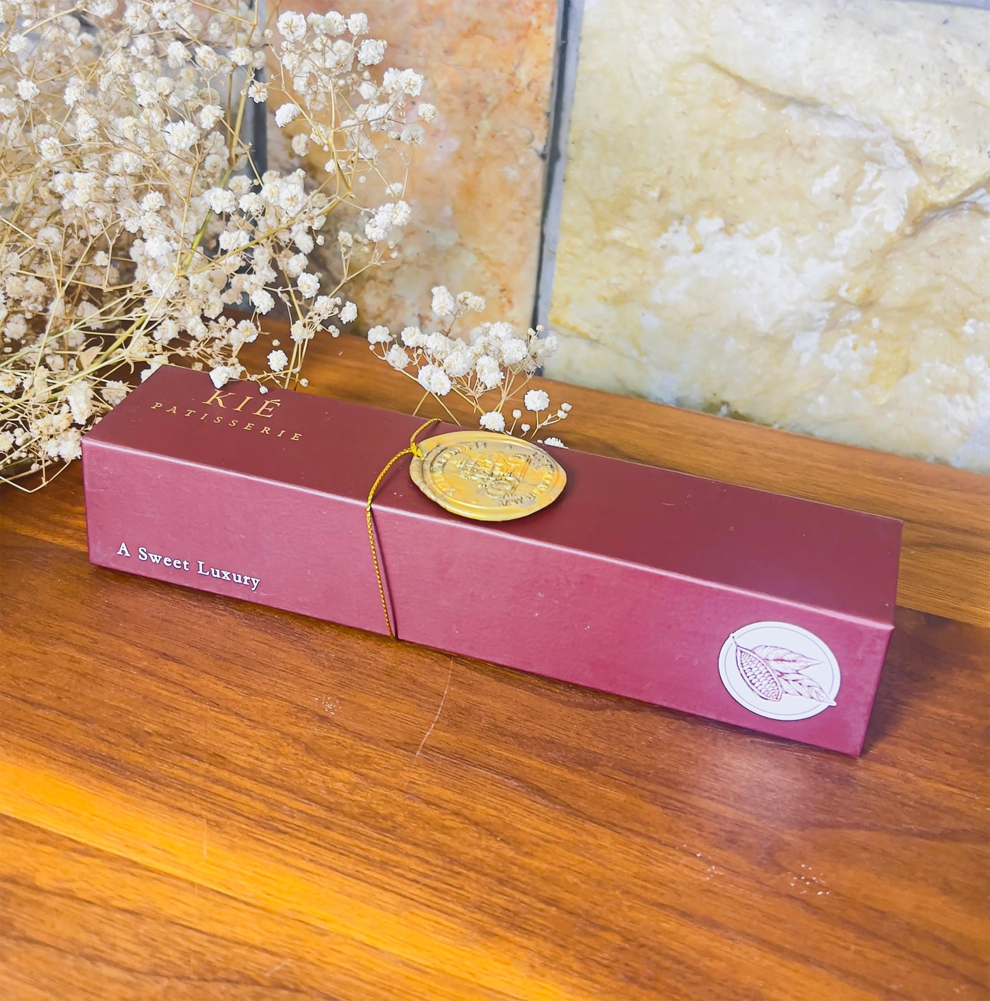 Golden Ember – Coffee Blossom Honey & Black Ginger Chocolate Truffle