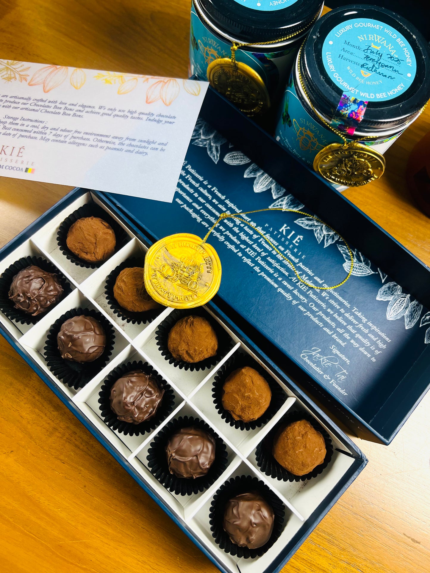 Bloom au Noir – Kelulut Honey Truffle